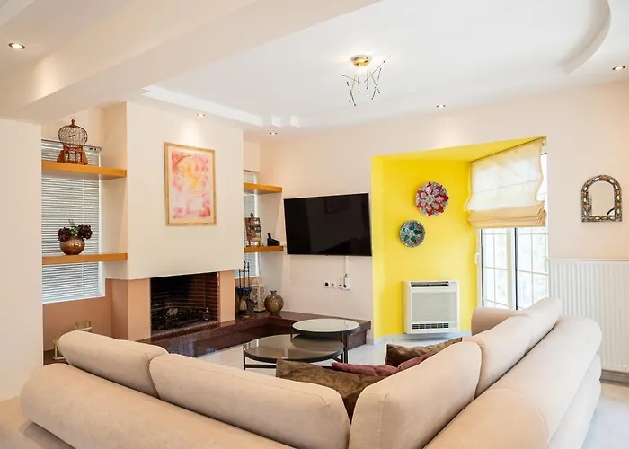 J&k Βίλα Καλυθιές