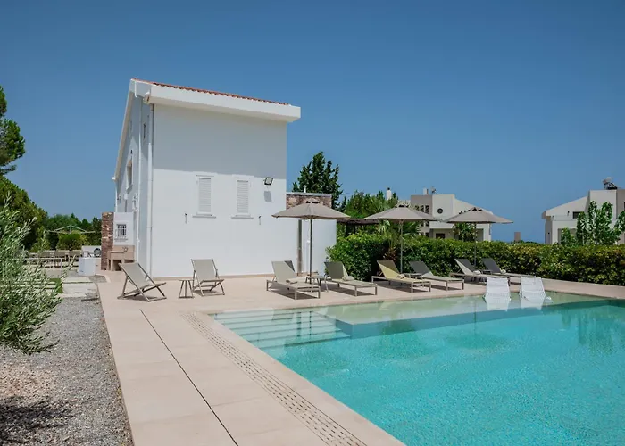 J&k * Καλυθιές