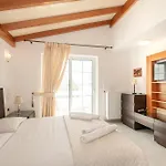 Villa J&k